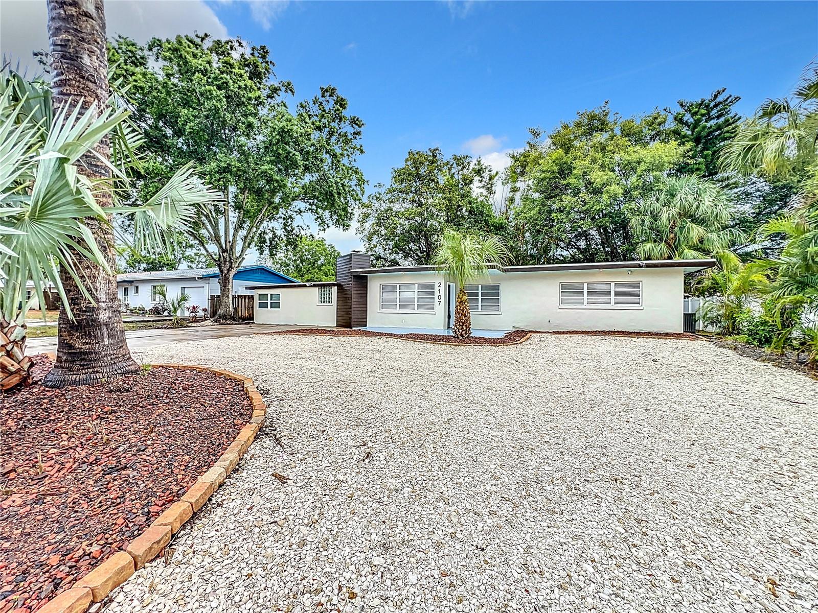 2107 Pine, Sarasota, FL 34231