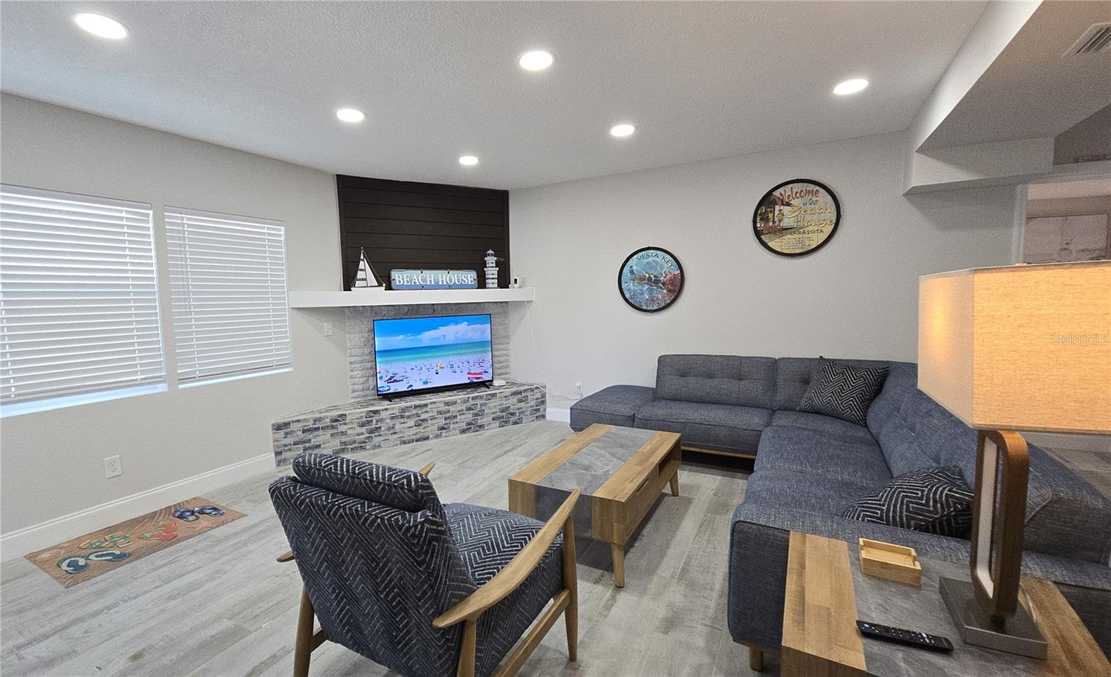 2107 Pine, Sarasota, FL 34231