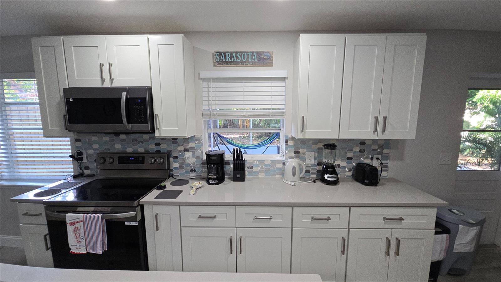 2107 Pine, Sarasota, FL 34231