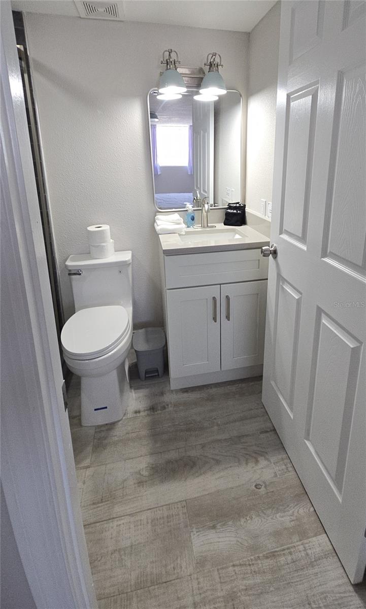 2107 Pine, Sarasota, FL 34231