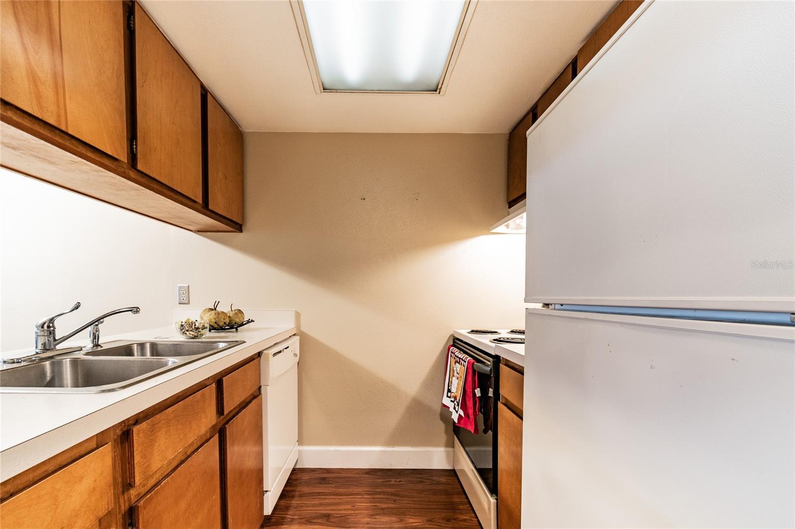 4875 Mcelroy Unit G208, Tampa, FL 33611