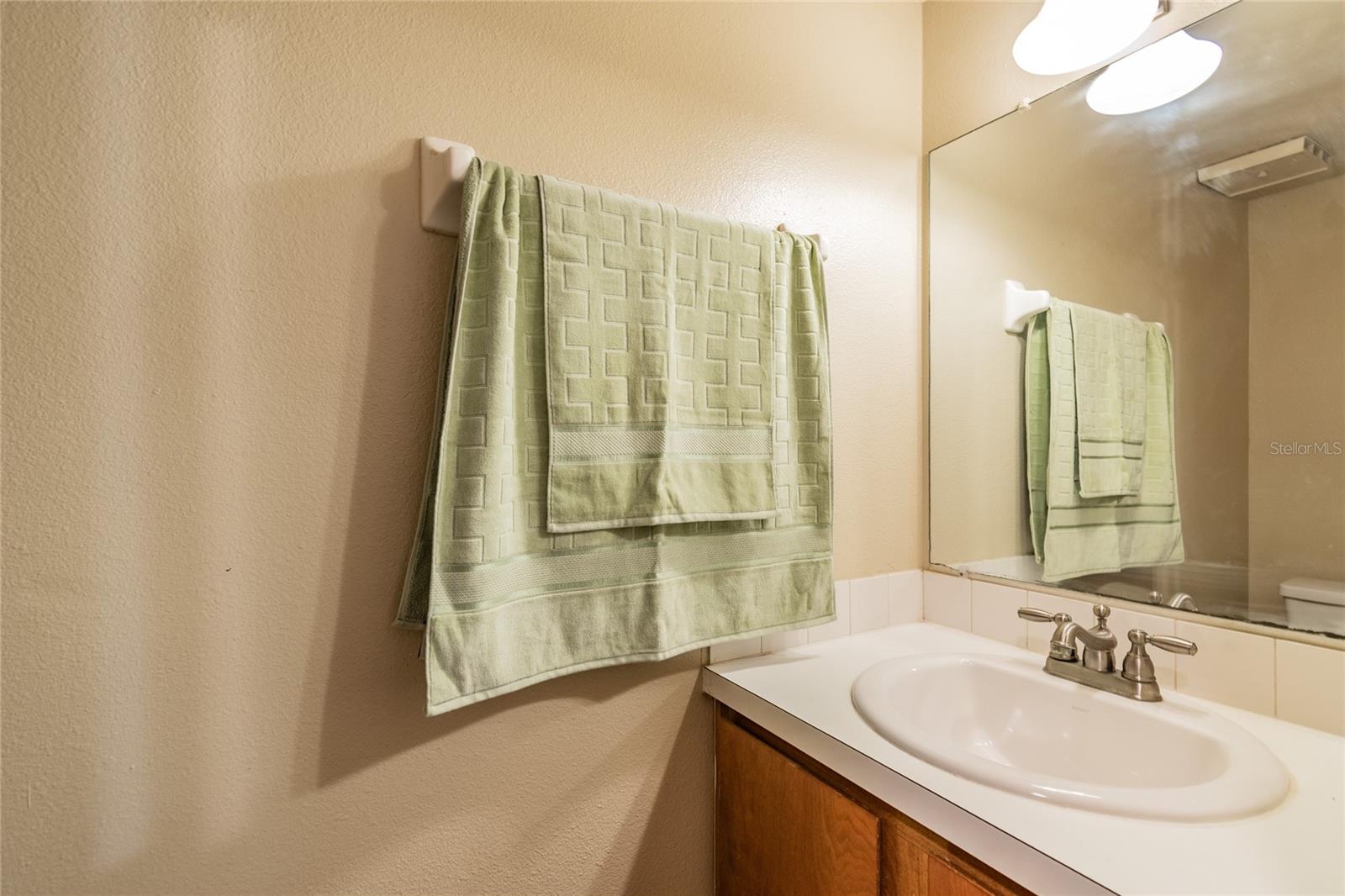 4875 Mcelroy Unit G208, Tampa, FL 33611