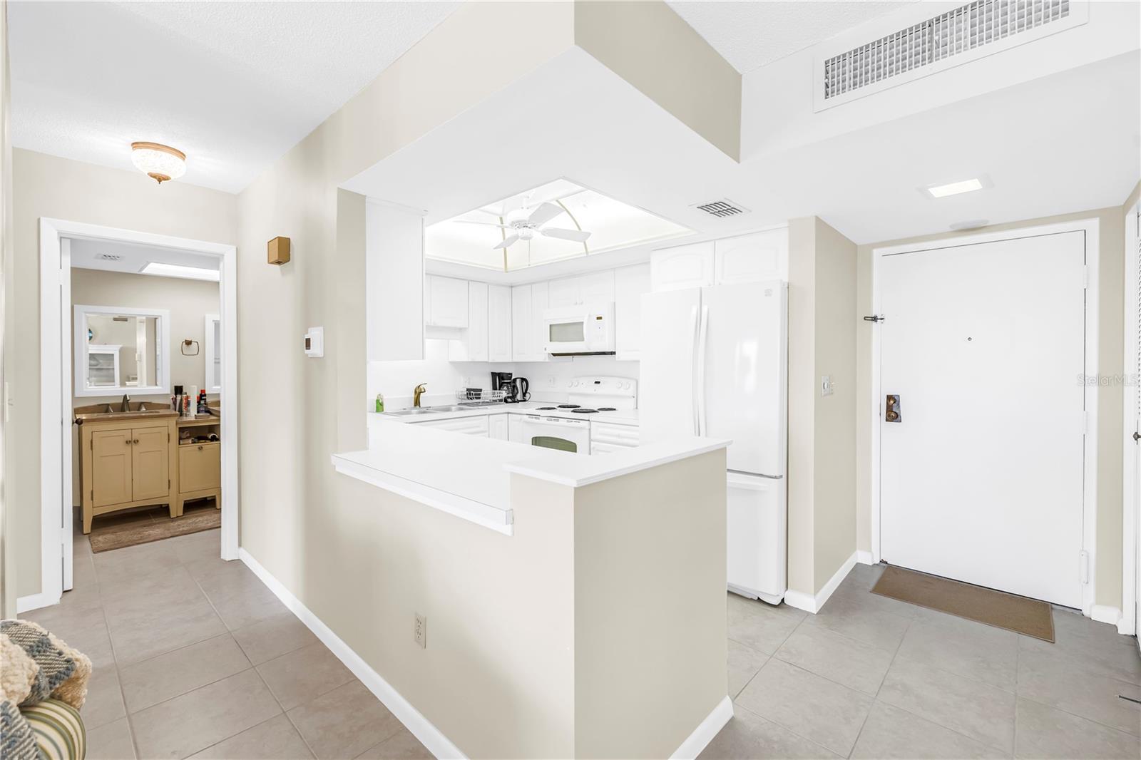 5220 Brittany Unit 1202, St Petersburg, FL 33715