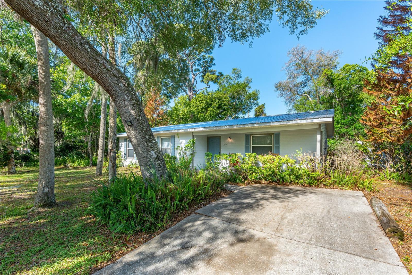 240 Newcomb, New Smyrna Beach, FL 32168