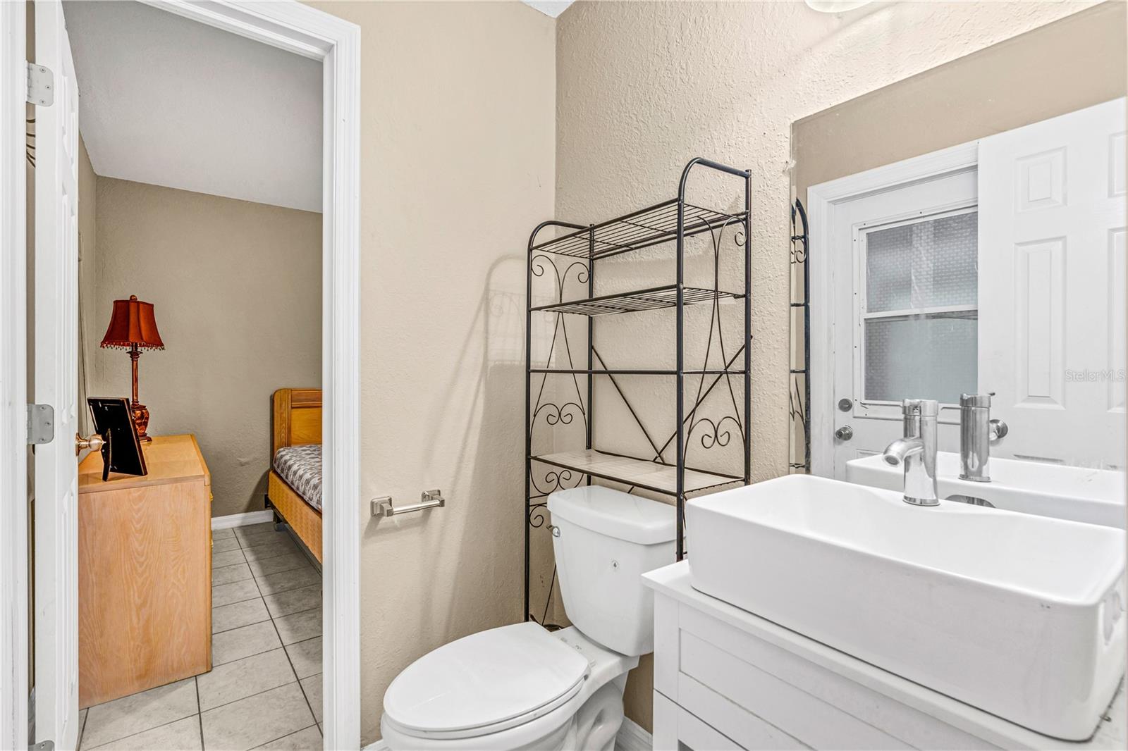 240 Newcomb, New Smyrna Beach, FL 32168