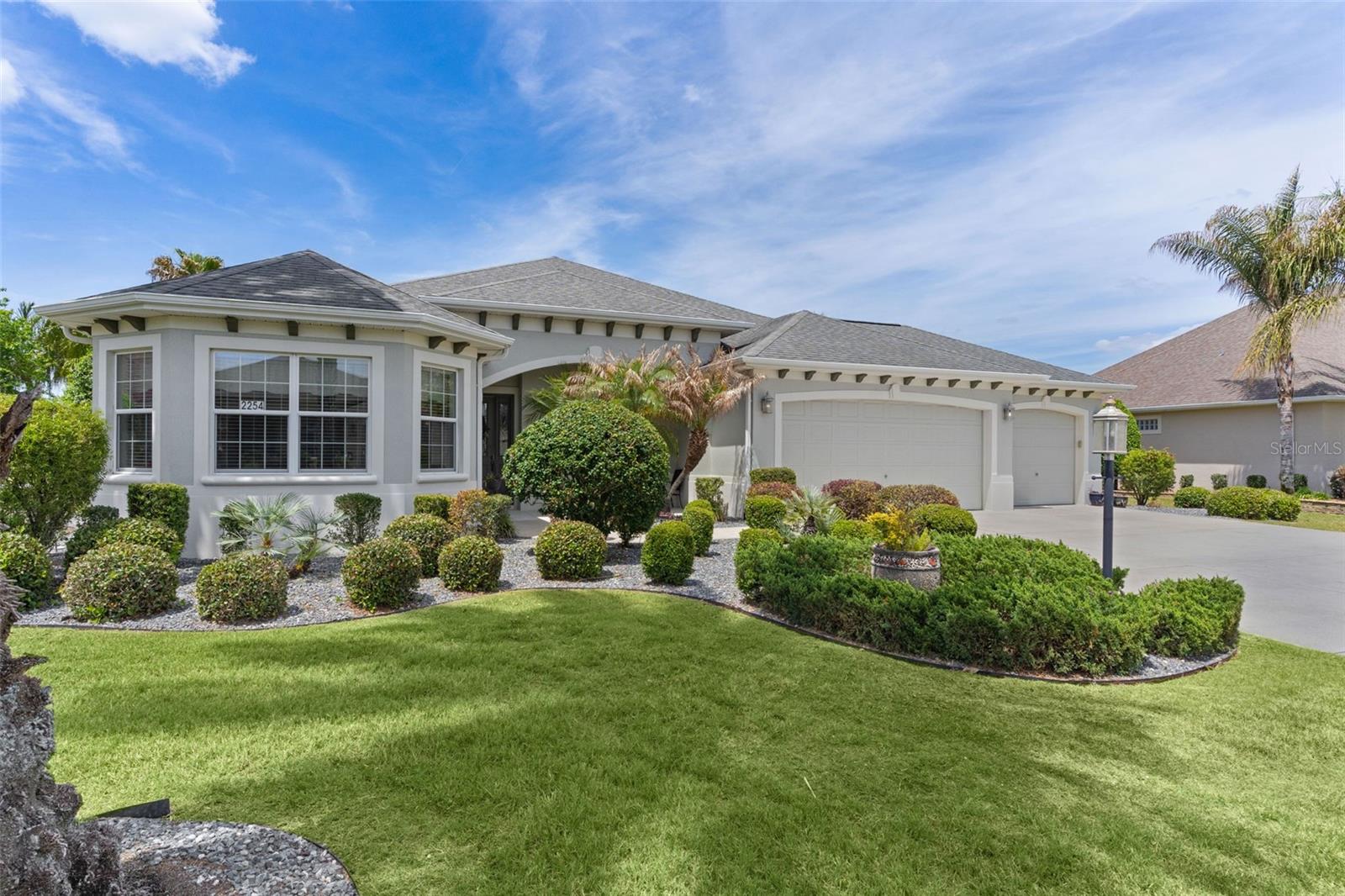 2254 Isleworth, The Villages, FL 32163