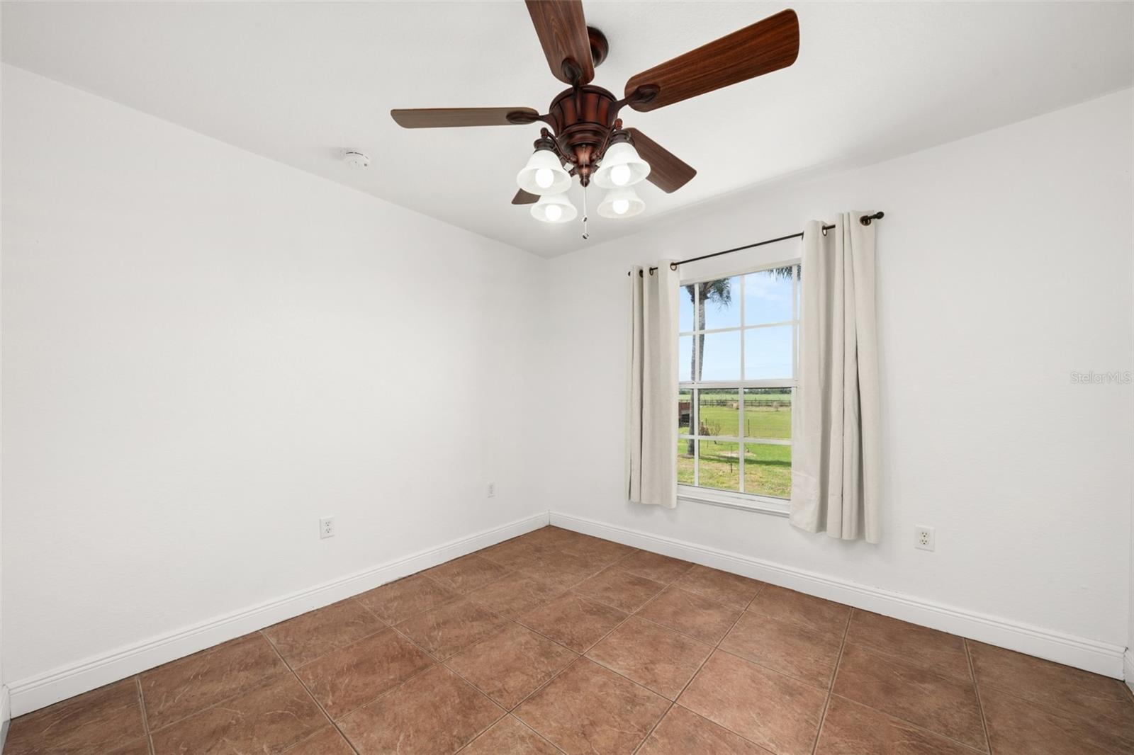 615 Graham Dairy Rd, Venus, FL 33960