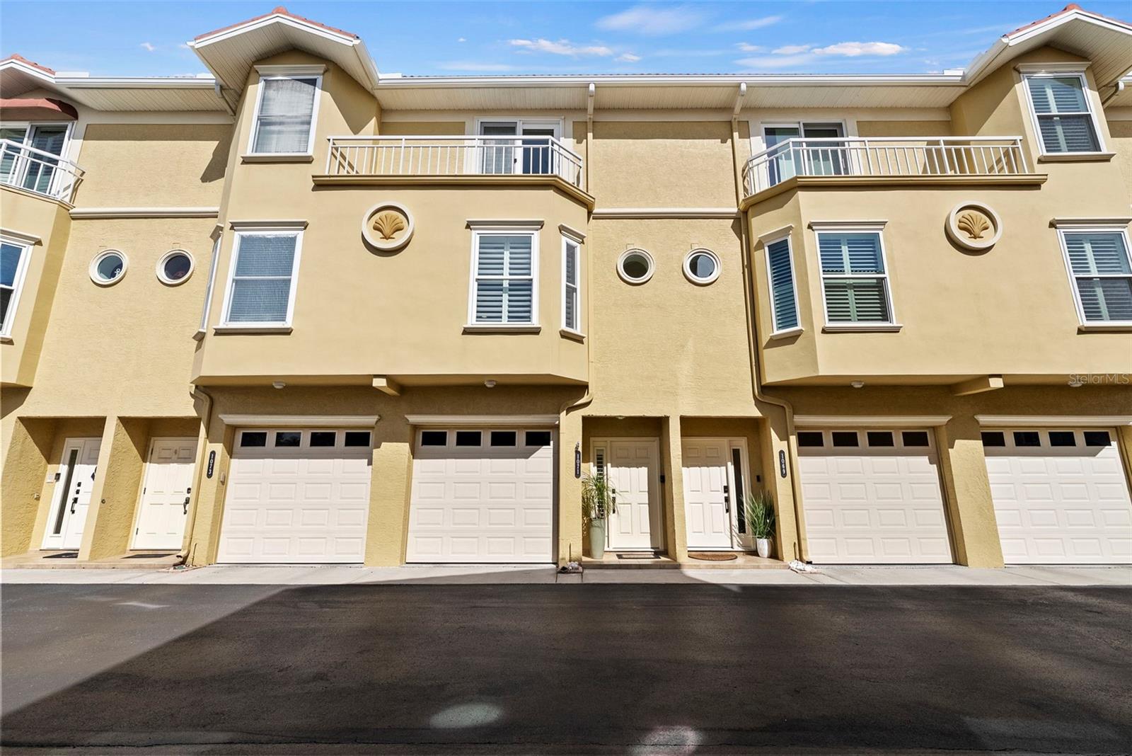 1071 Pinellas Bayway, St Petersburg, FL 33715