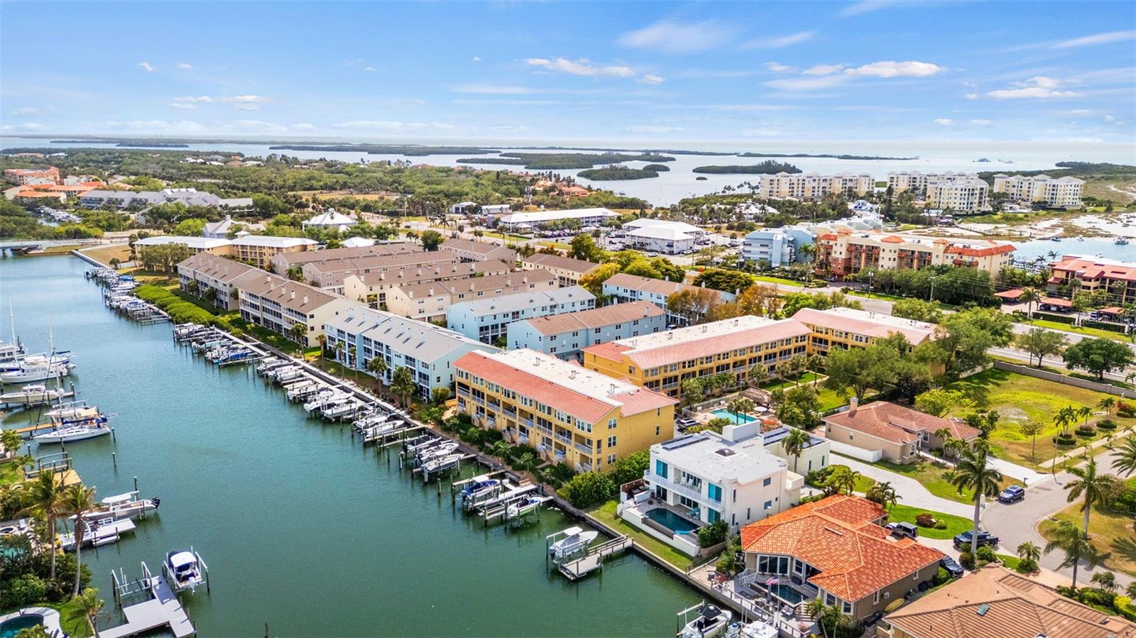 1071 Pinellas Bayway, St Petersburg, FL 33715