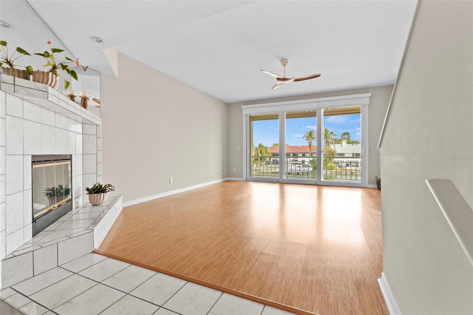 1071 Pinellas Bayway, St Petersburg, FL 33715