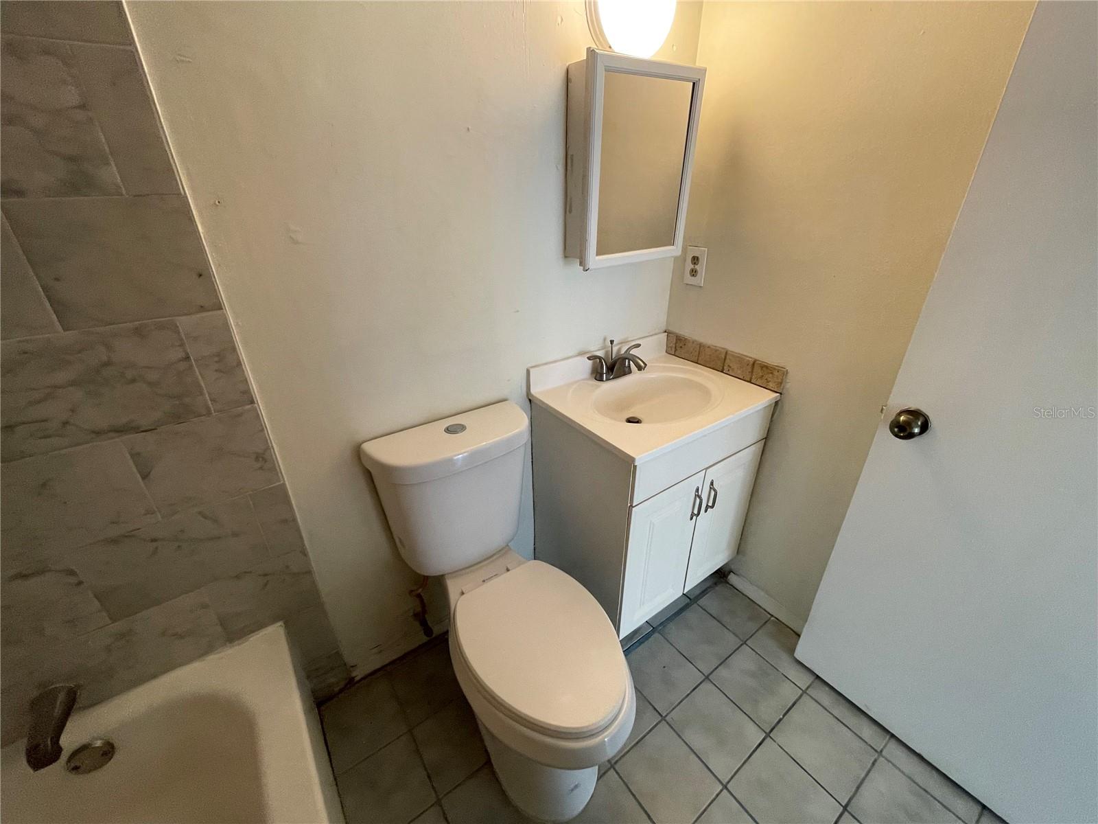 7120 Waterside Unit 106, Tampa, FL 33617