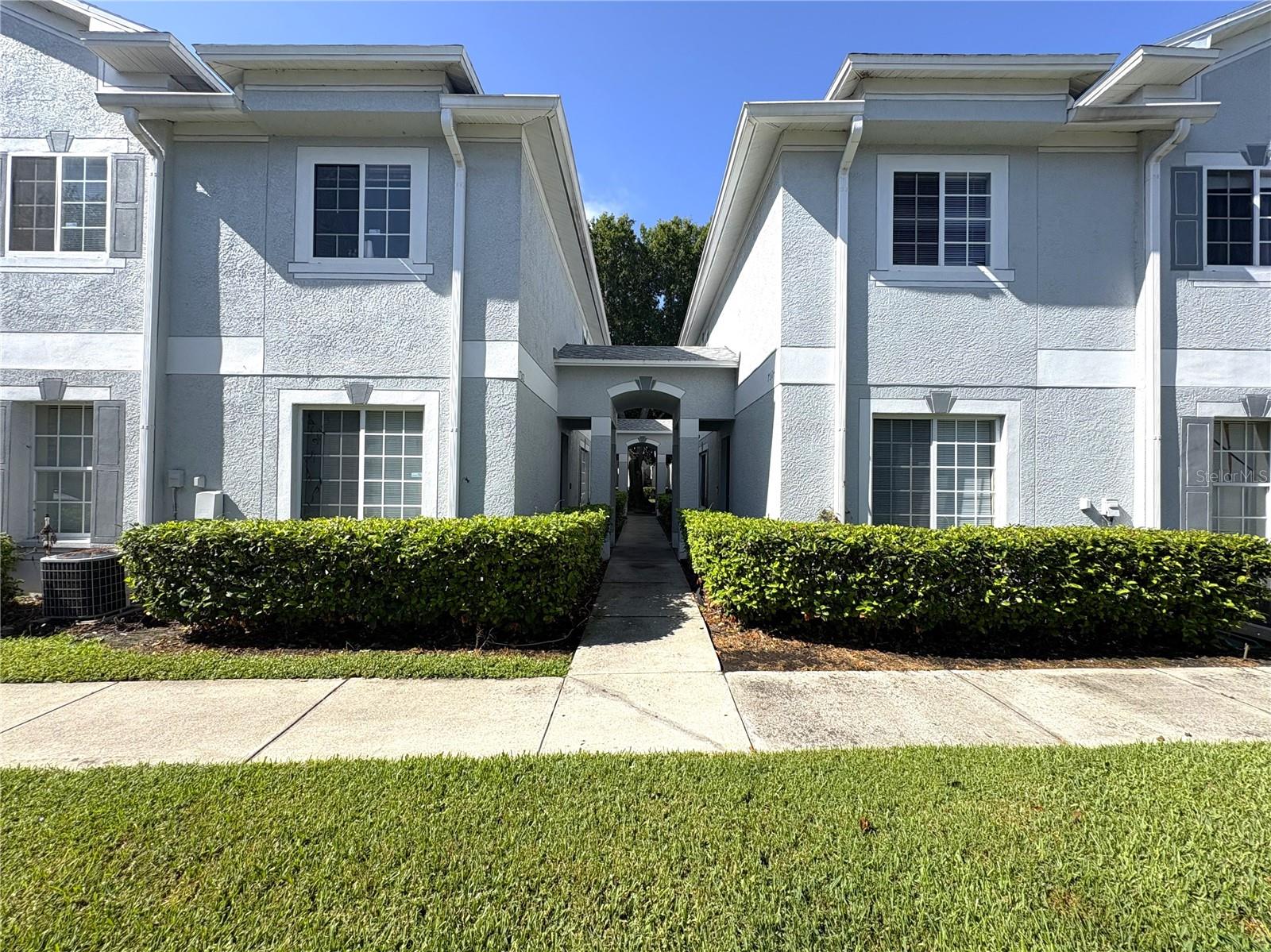 7120 Waterside Unit 106, Tampa, FL 33617
