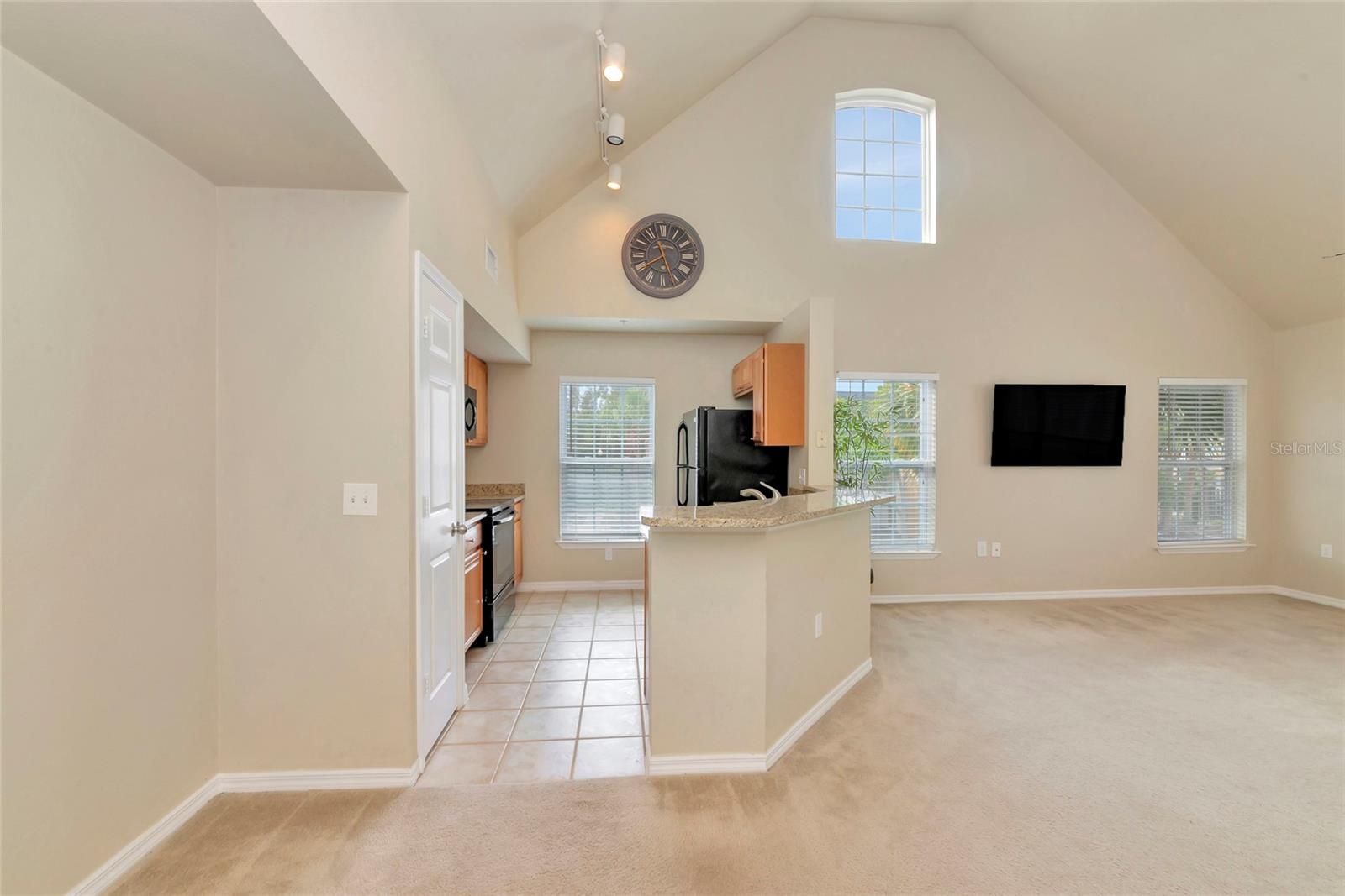 5560 Rosehill Unit 201, Sarasota, FL 34233