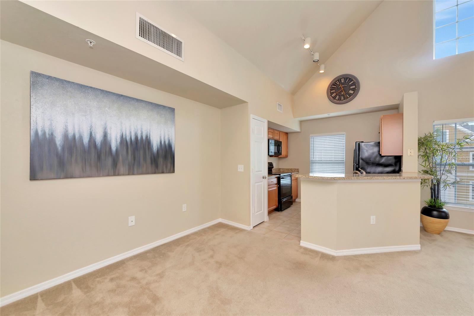5560 Rosehill Unit 201, Sarasota, FL 34233
