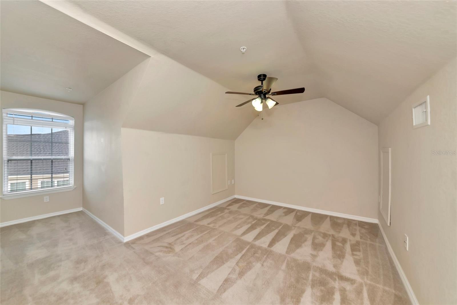 5560 Rosehill Unit 201, Sarasota, FL 34233