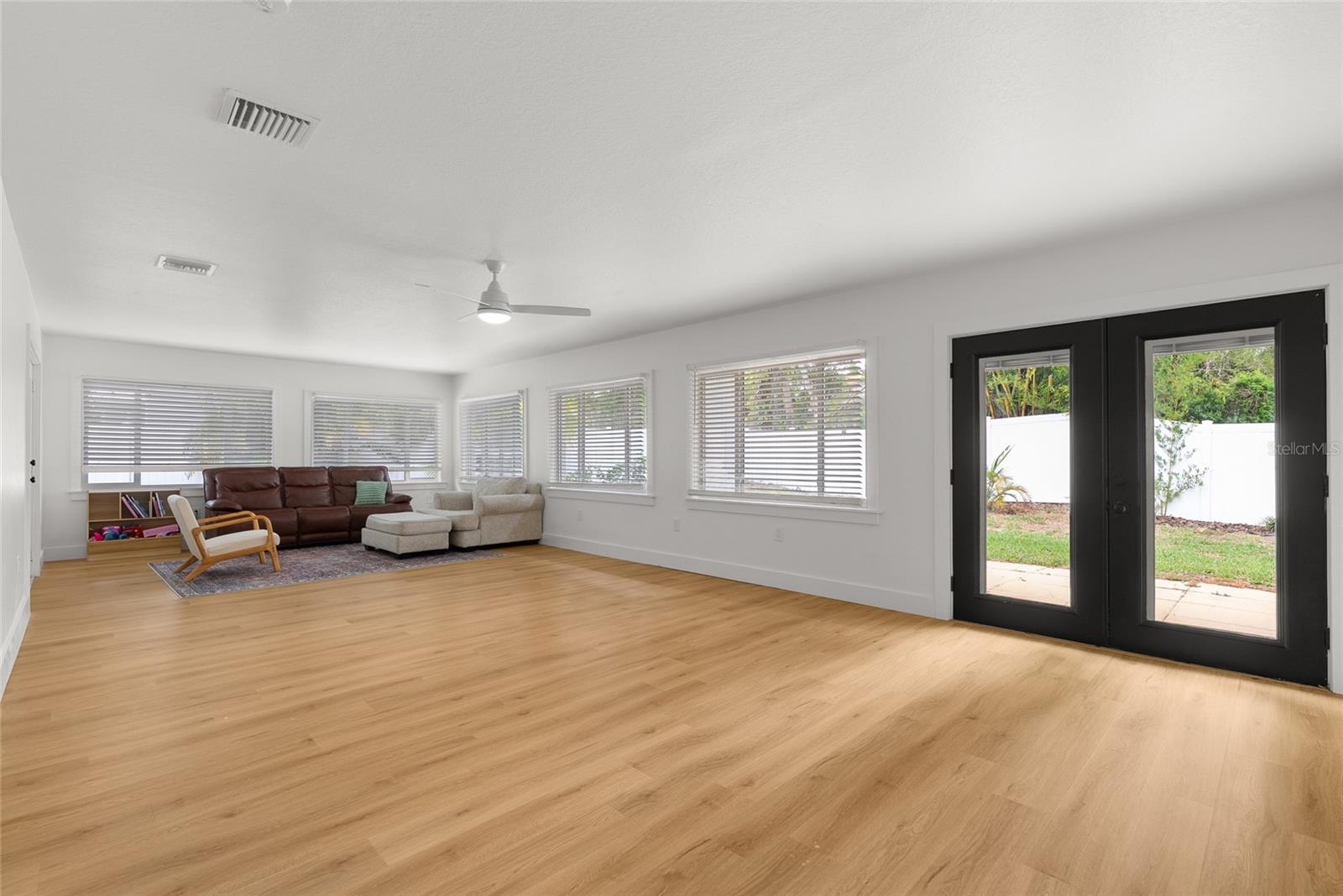 2004 Virginia, Bradenton, FL 34205