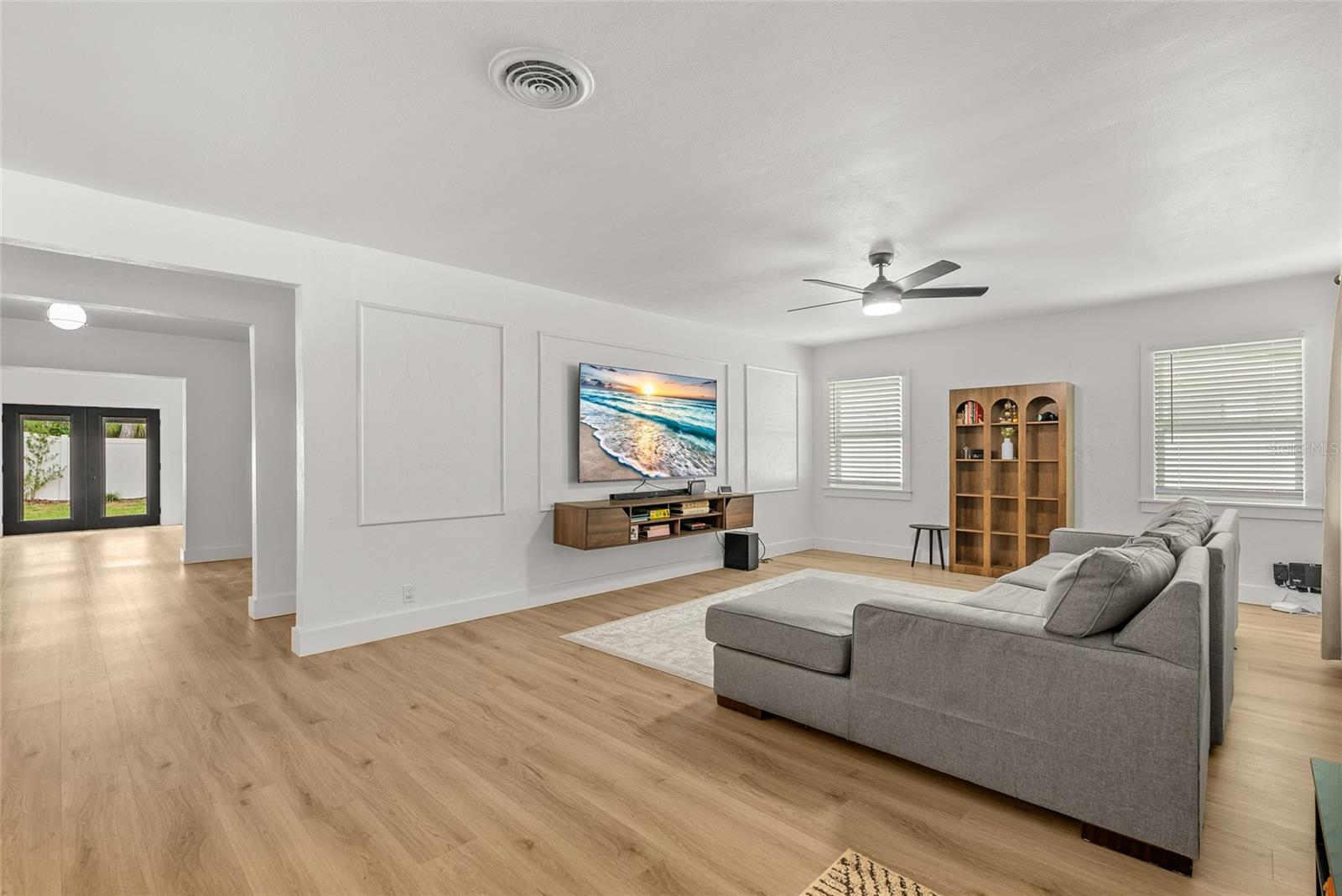 2004 Virginia, Bradenton, FL 34205