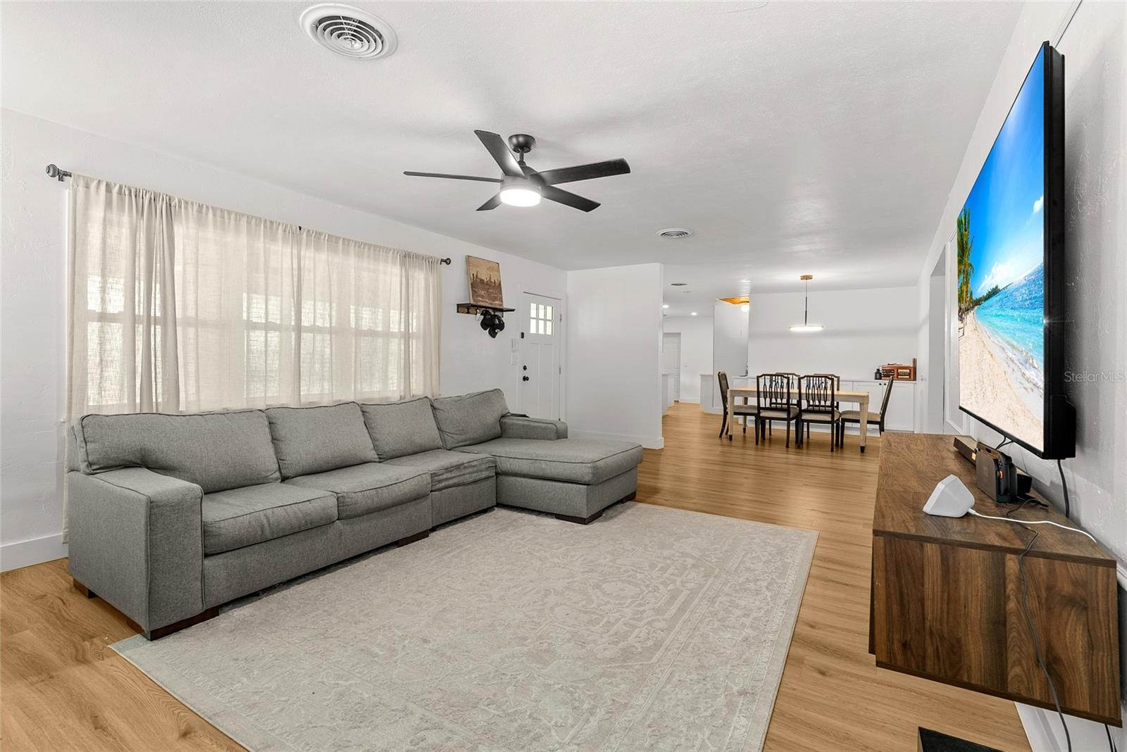 2004 Virginia, Bradenton, FL 34205
