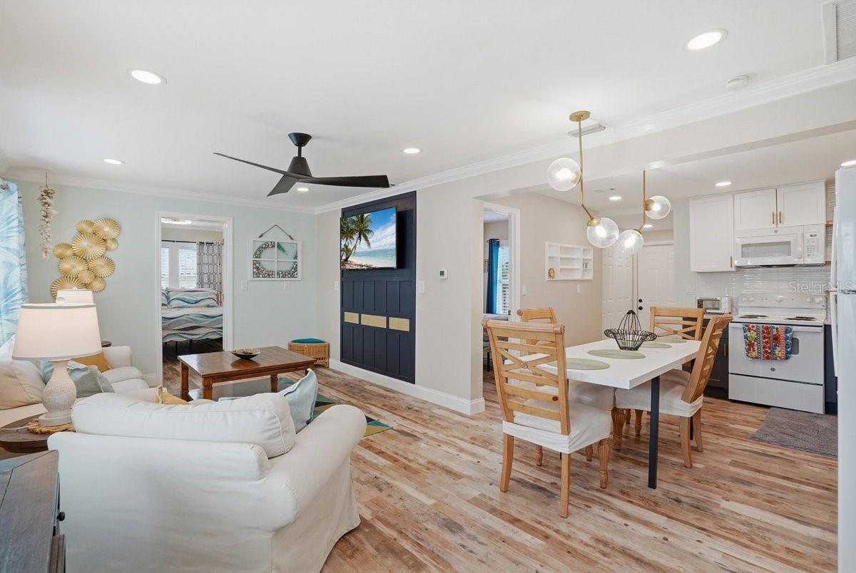 118 92nd, Treasure Island, FL 33706