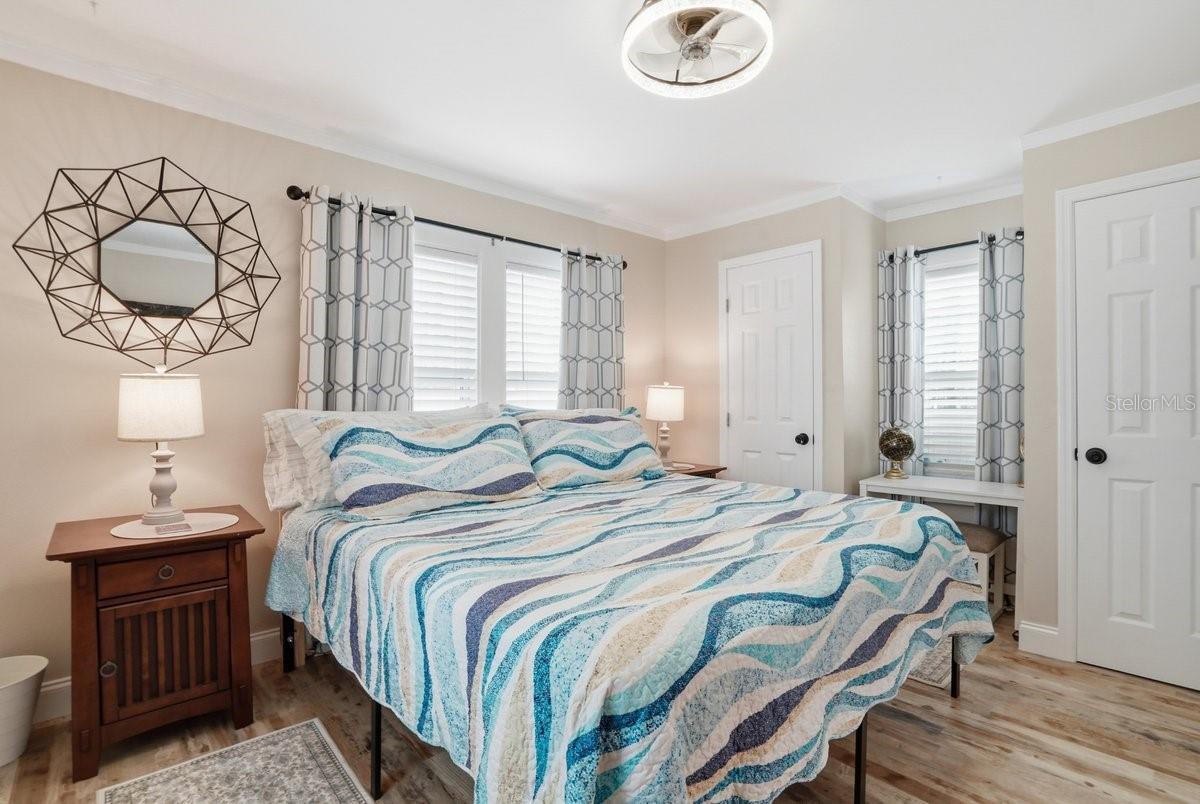 118 92nd, Treasure Island, FL 33706