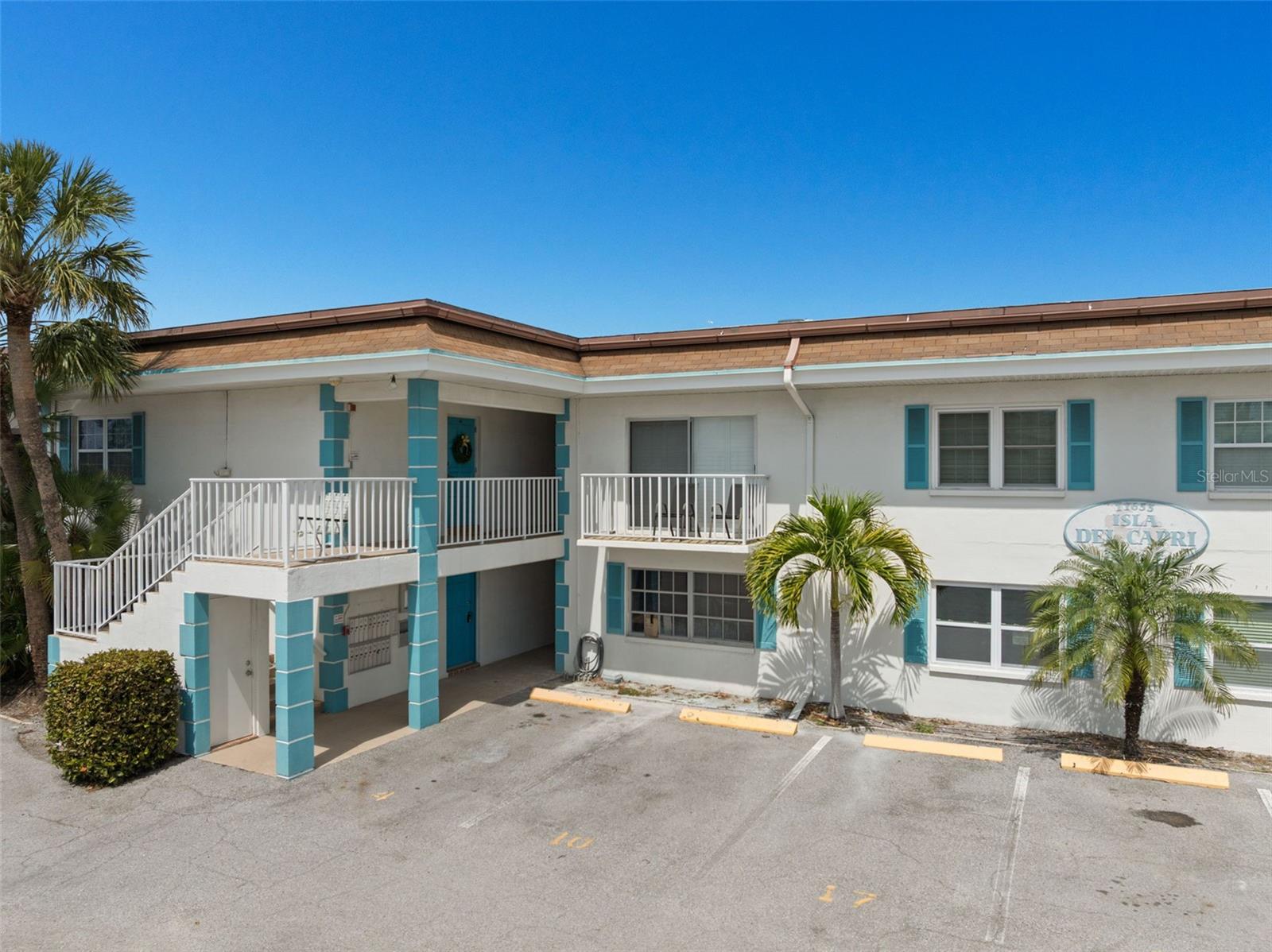 11655 3rd Unit 1, Treasure Island, FL 33706