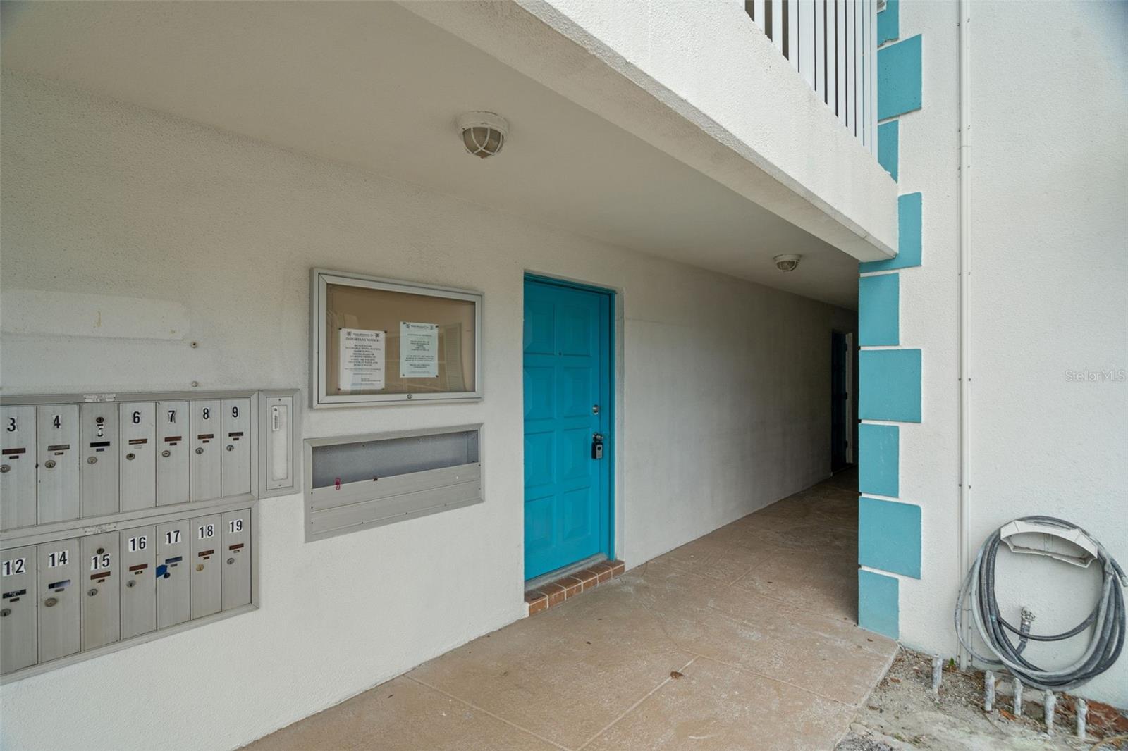 11655 3rd Unit 1, Treasure Island, FL 33706