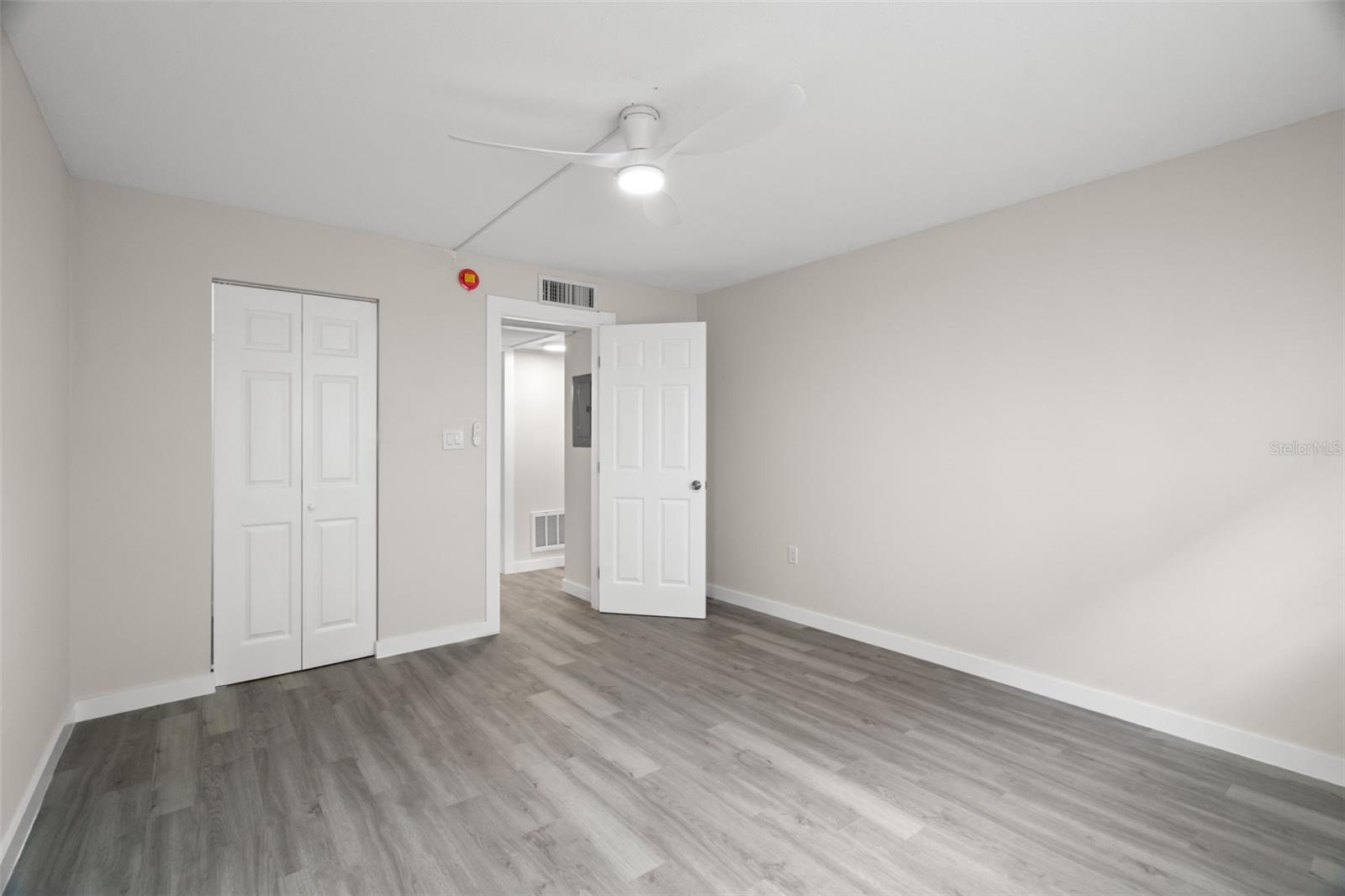 11655 3rd Unit 1, Treasure Island, FL 33706