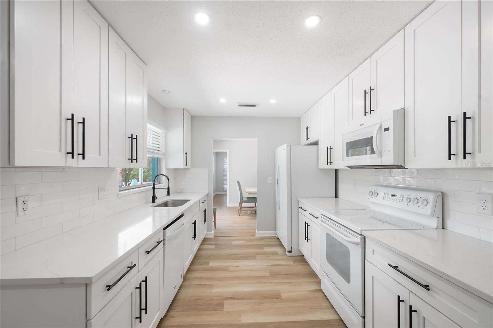 1133 Montezuma, Bradenton, FL 34209