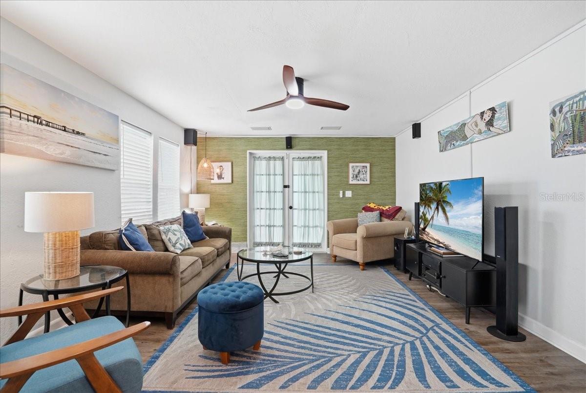 130 86th, Treasure Island, FL 33706