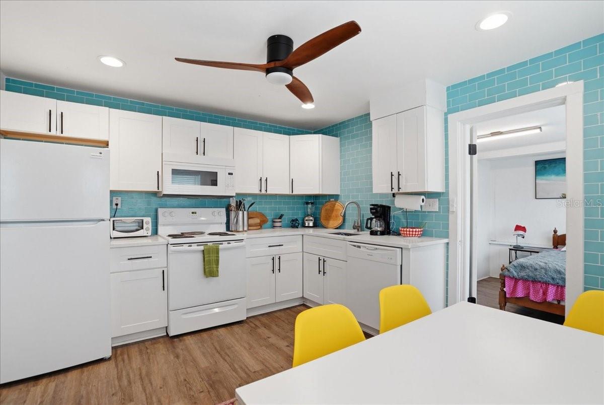 130 86th, Treasure Island, FL 33706