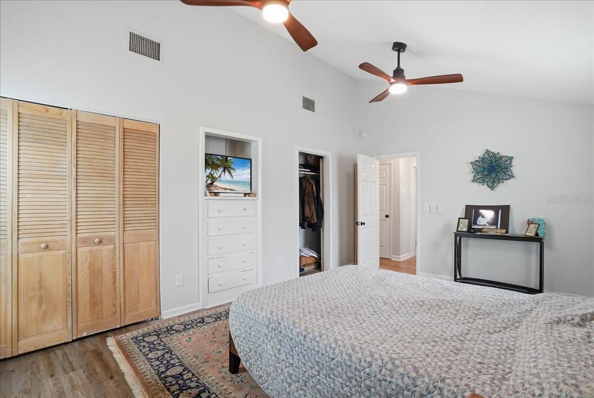 130 86th, Treasure Island, FL 33706