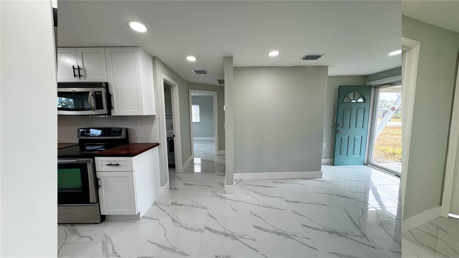 130 Virginia, Englewood, FL 34223