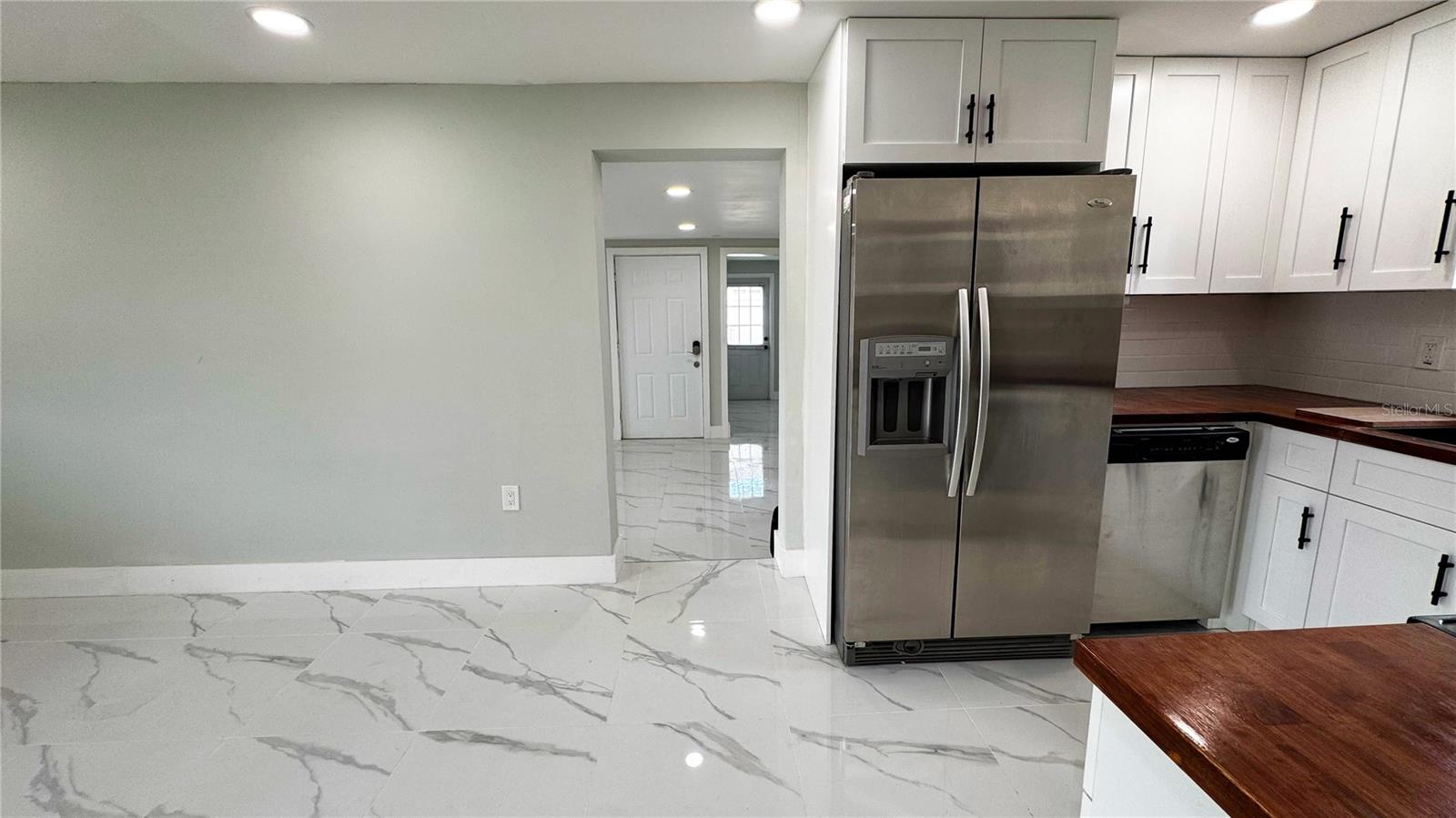 130 Virginia, Englewood, FL 34223
