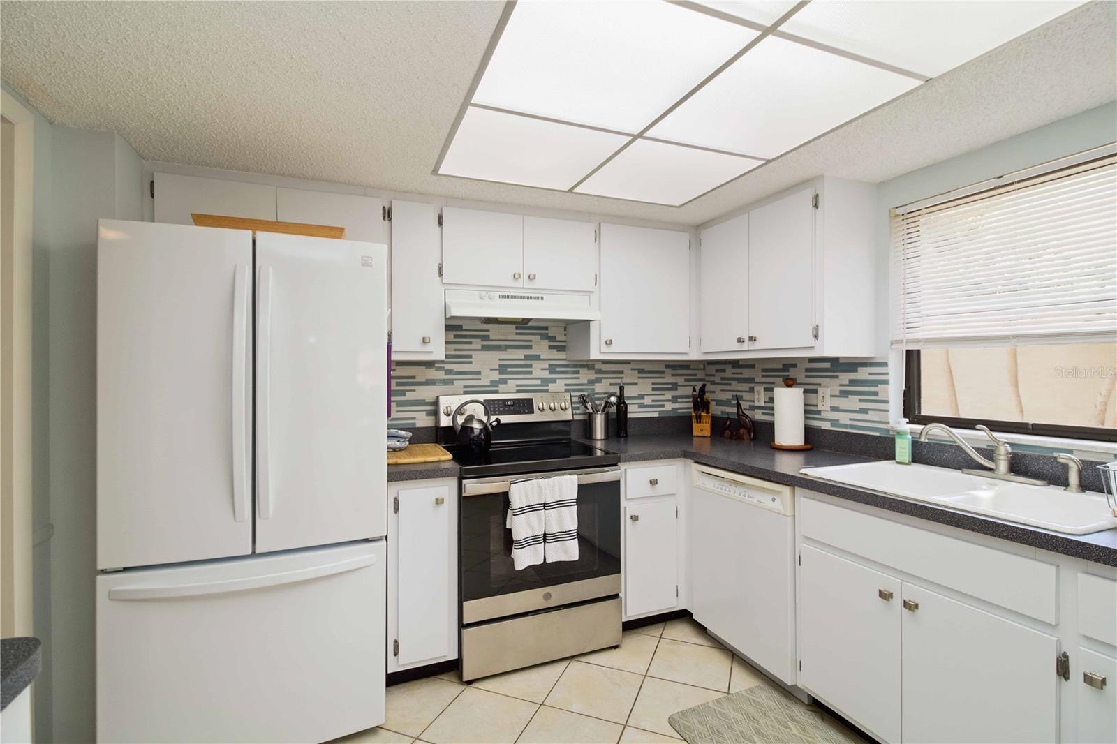 1400 Barcarrota Unit 201, Bradenton, FL 34205