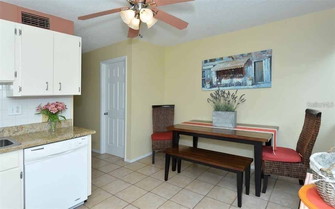 2946 Clark Unit 2946, Sarasota, FL 34231