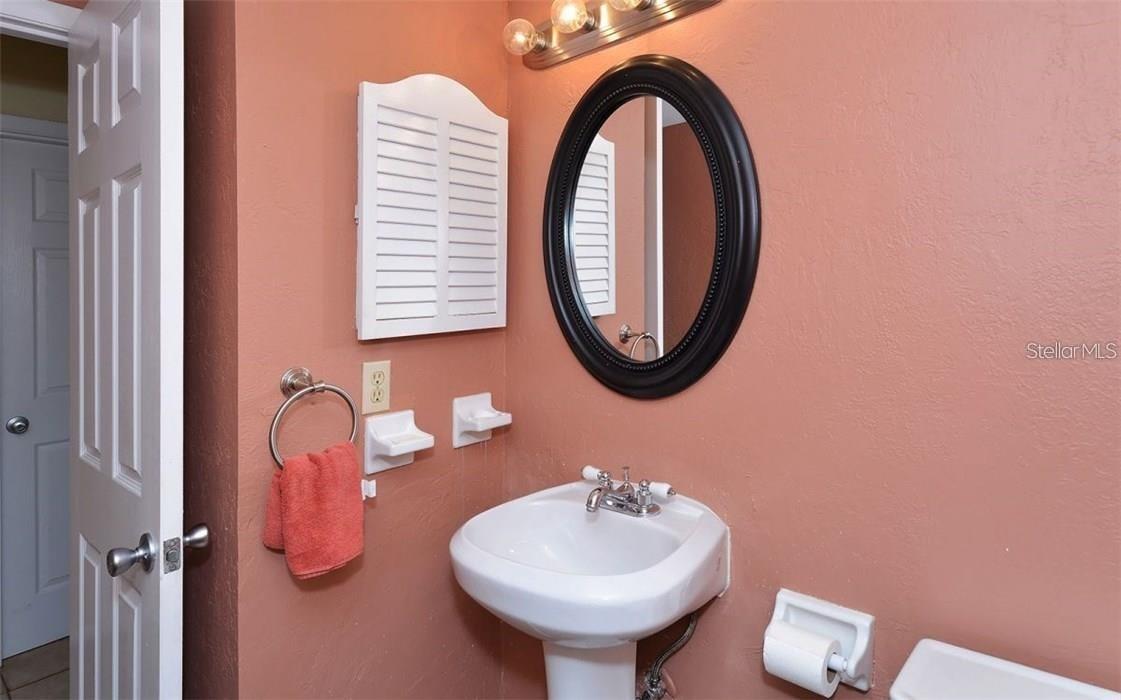 2946 Clark Unit 2946, Sarasota, FL 34231