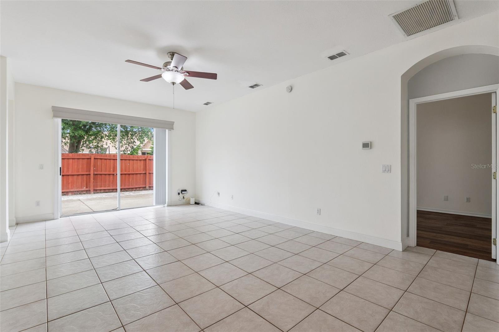 520 Tuten, Orlando, FL 32828