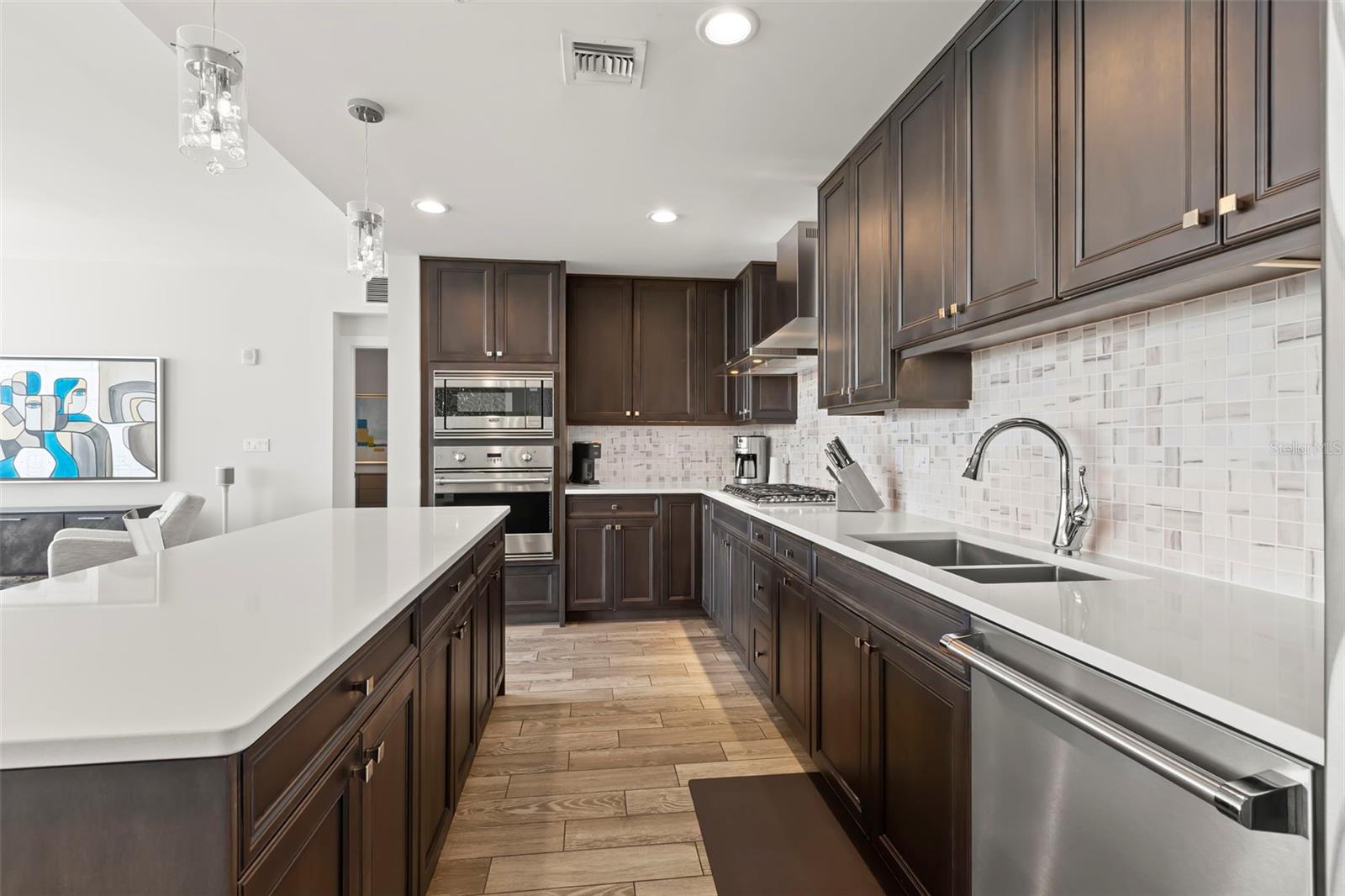 176 4th Unit 1102, St Petersburg, FL 33701