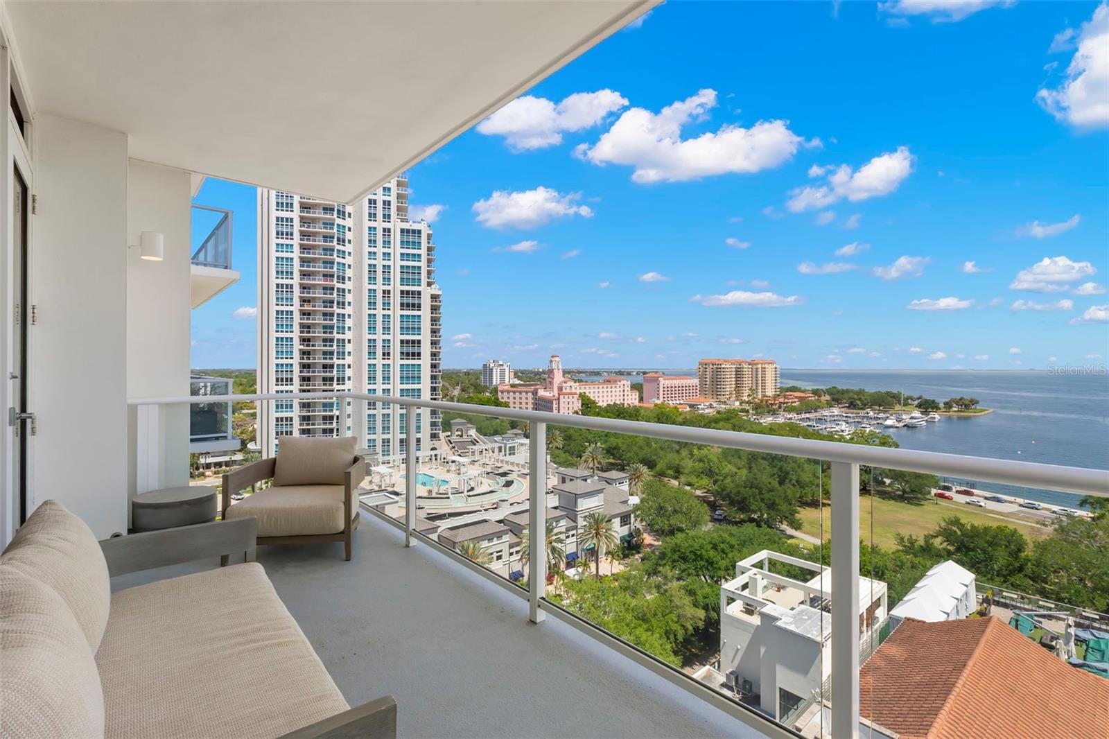 176 4th Unit 1102, St Petersburg, FL 33701