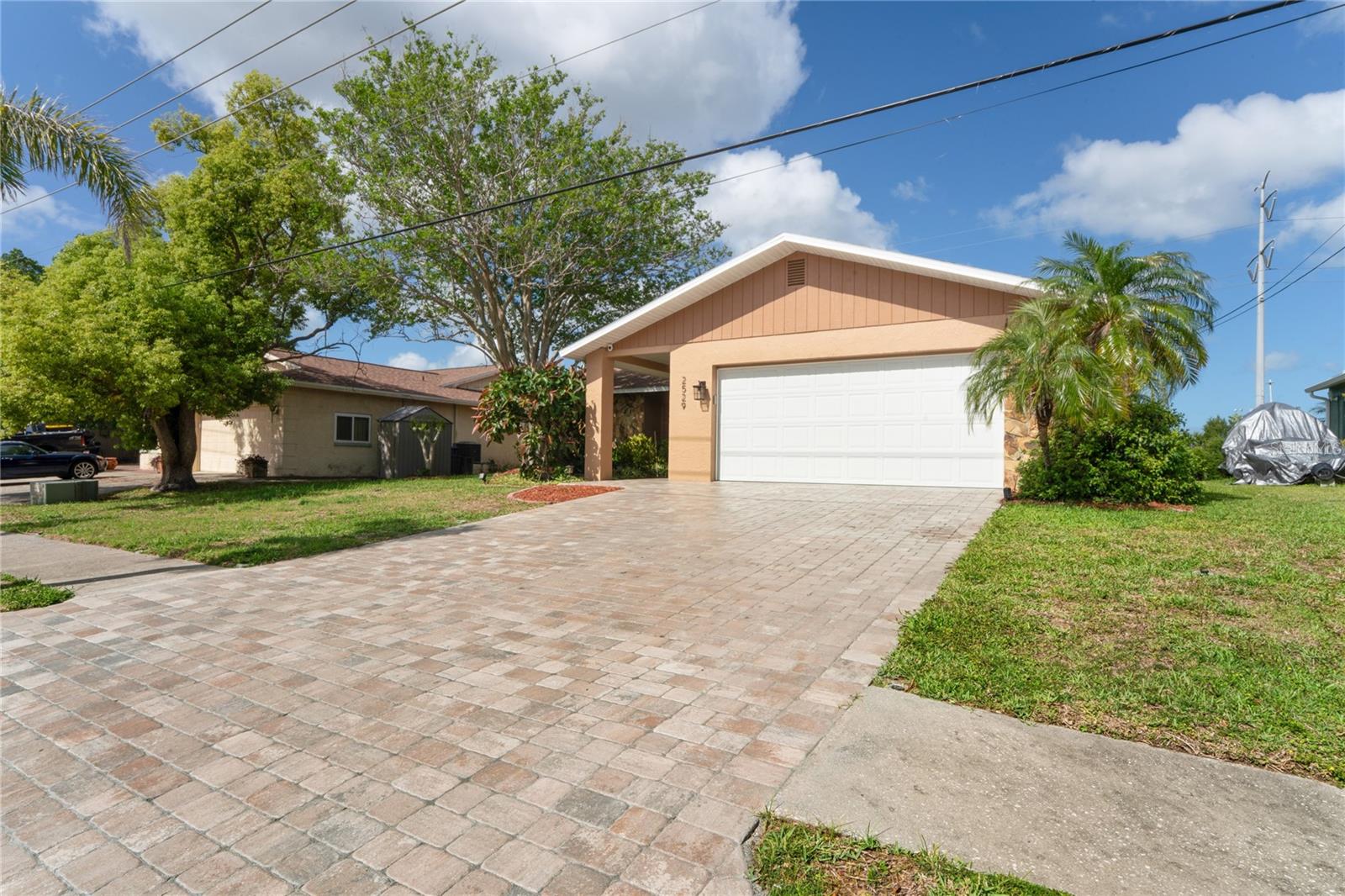 2529 San Luis, Holiday, FL 34691