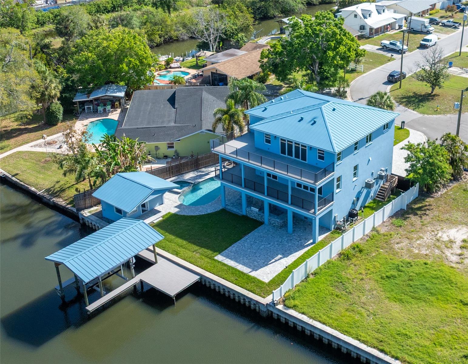 8717 Driftwood, Tampa, FL 33615