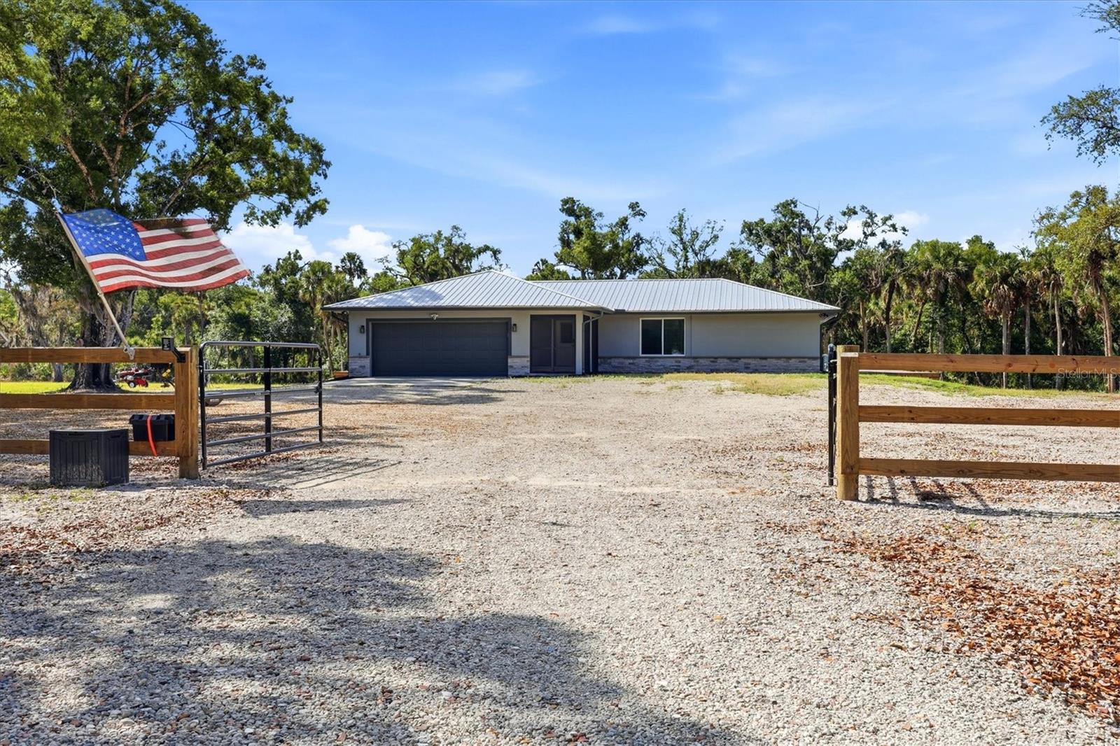 5361 Myakka Valley, Sarasota, FL 34241