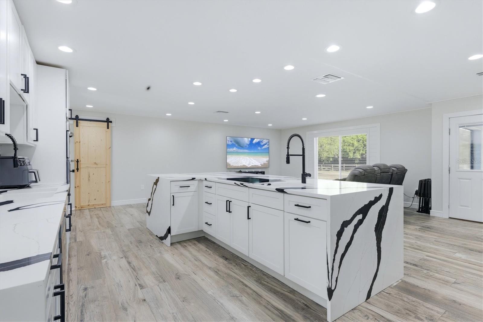 5361 Myakka Valley, Sarasota, FL 34241
