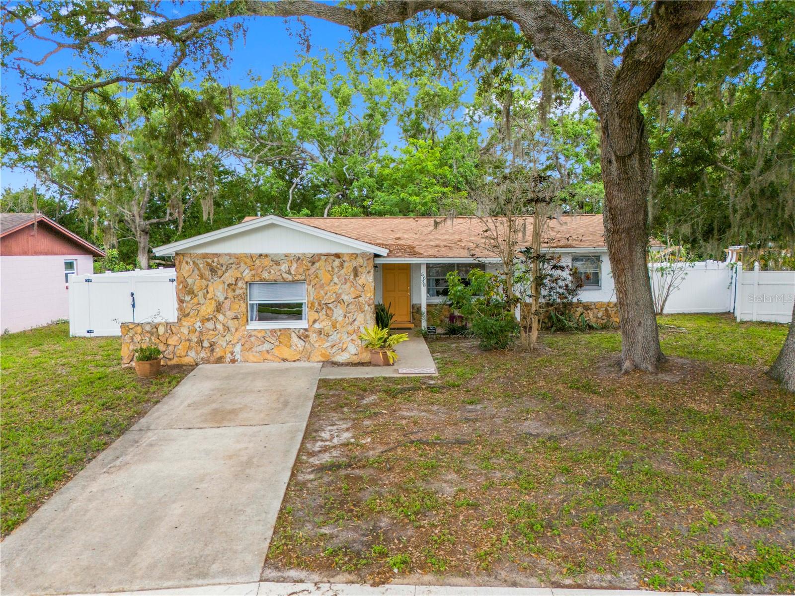 5638 146th, Clearwater, FL 33760