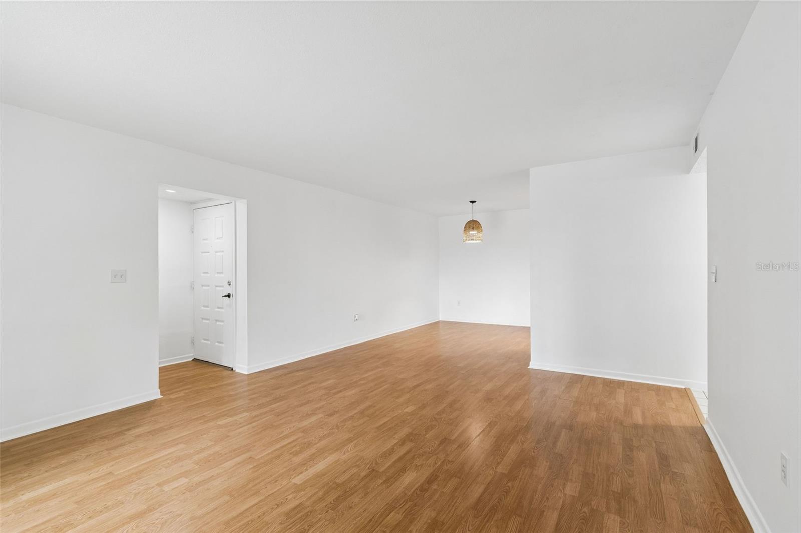 2971 Estancia Unit 313, Clearwater, FL 33761
