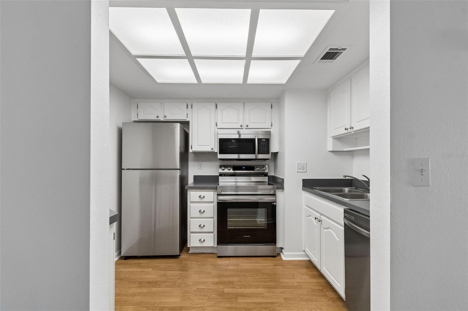 2971 Estancia Unit 313, Clearwater, FL 33761