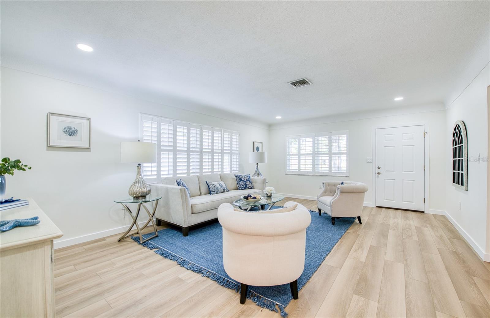 662 Villagrande, St Petersburg, FL 33707