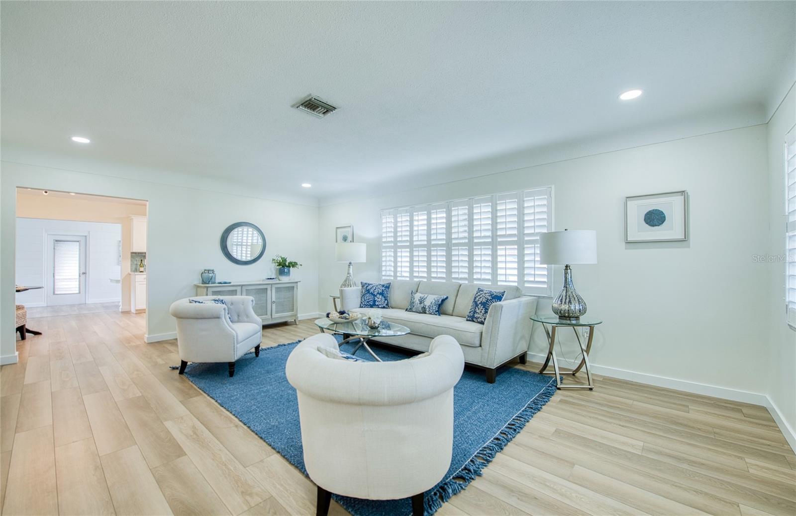 662 Villagrande, St Petersburg, FL 33707