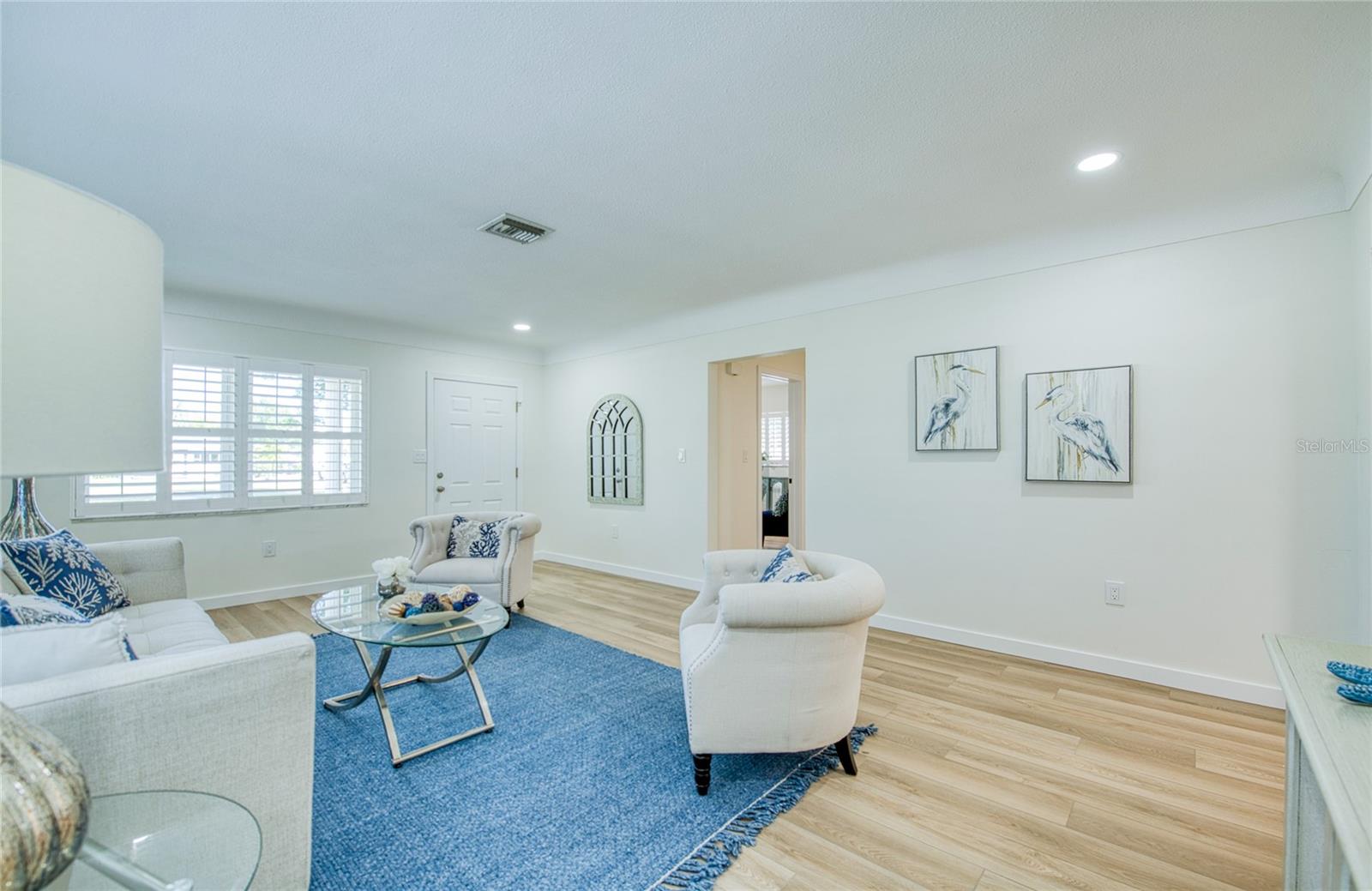 662 Villagrande, St Petersburg, FL 33707