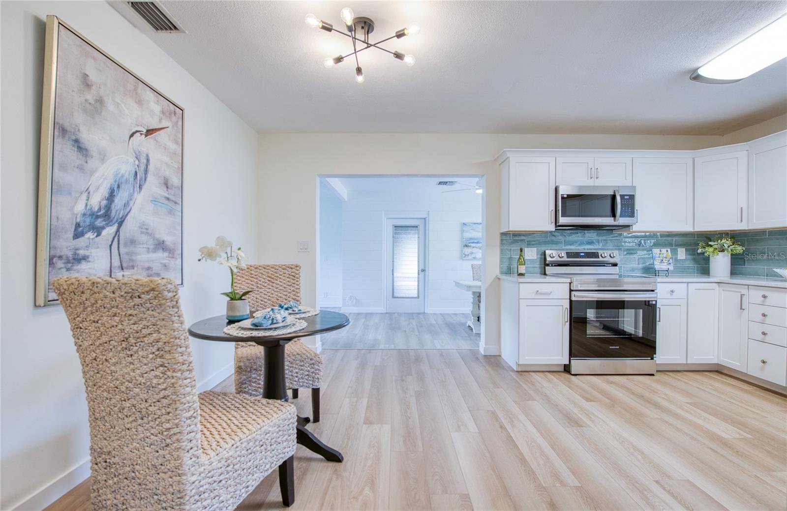 662 Villagrande, St Petersburg, FL 33707